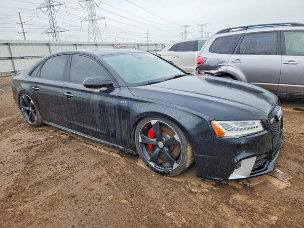 2015 AUDI S8