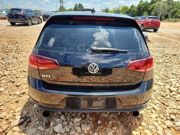 2018 VOLKSWAGEN GTI