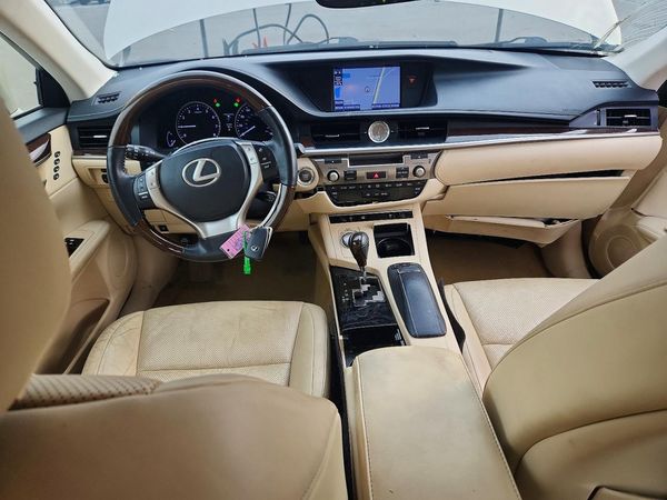 2013 LEXUS ES 350