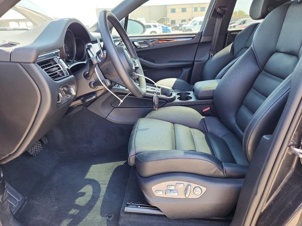 2026 PORSCHE MACAN Macan, Macan T