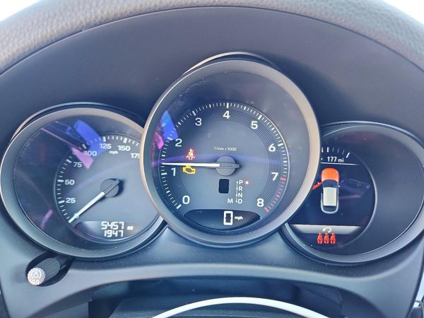 2026 PORSCHE MACAN Macan, Macan T