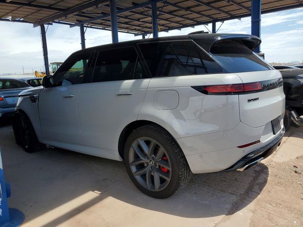 2025 LAND ROVER RANGE ROVER SPORT P460e Dynamic SE