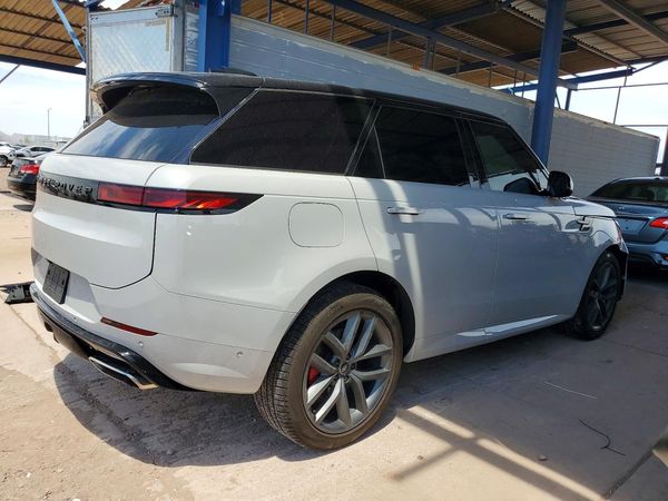 2025 LAND ROVER RANGE ROVER SPORT P460e Dynamic SE