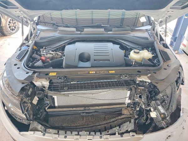 2025 LAND ROVER RANGE ROVER SPORT P460e Dynamic SE