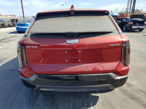 2025 CADILLAC OPTIQ