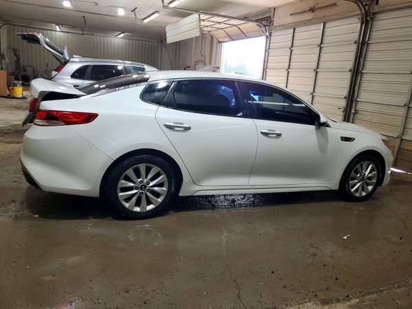 2016 KIA OPTIMA GL