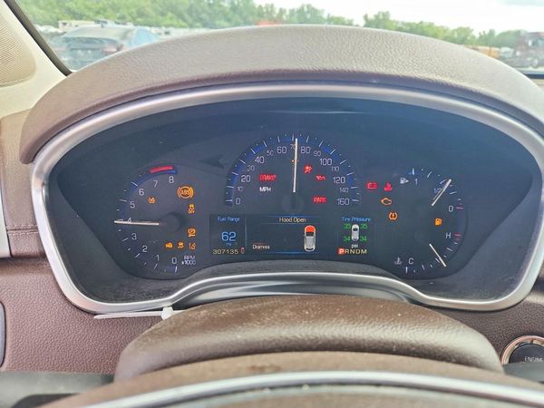 2015 CADILLAC SRX Performance