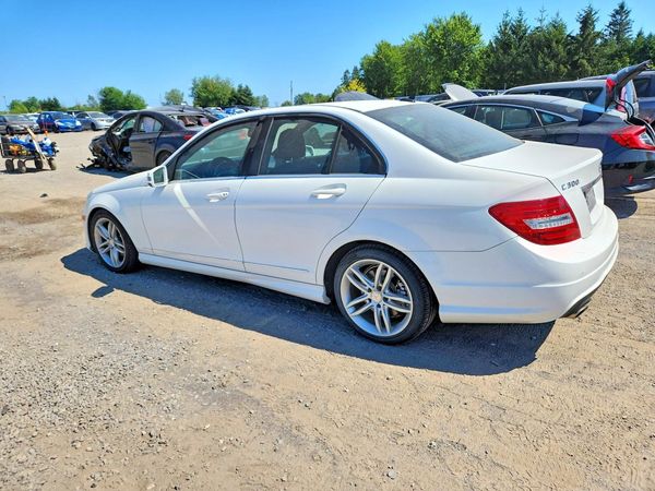 2014 MERCEDES-BENZ C C300 4 MATIC