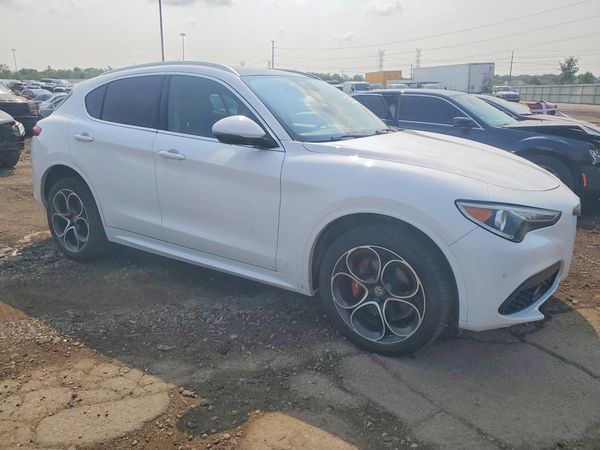 2020 ALFA ROMEO STELVIO
