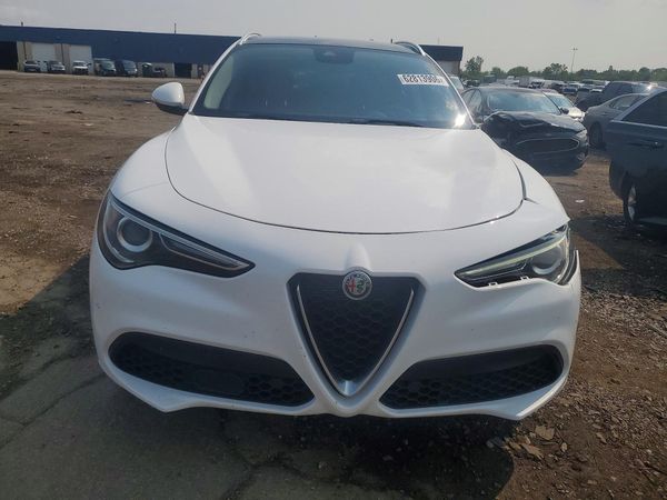 2020 ALFA ROMEO STELVIO