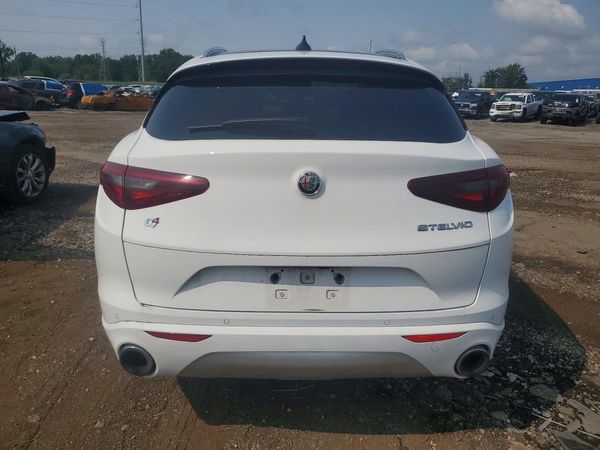 2020 ALFA ROMEO STELVIO