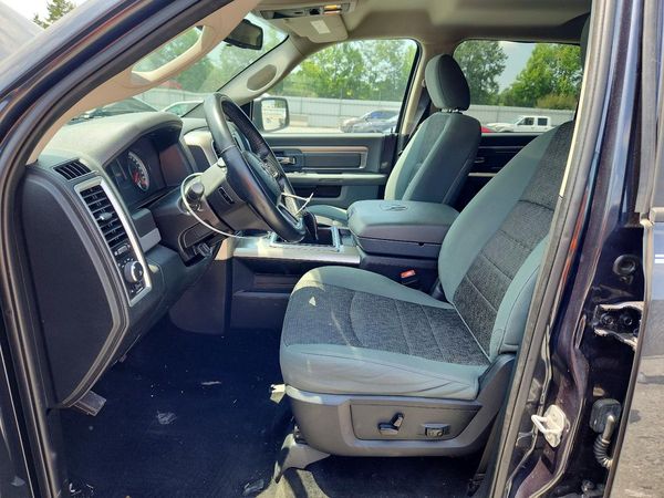 2015 RAM 1500 SLT