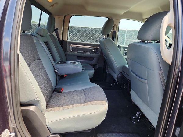 2015 RAM 1500 SLT