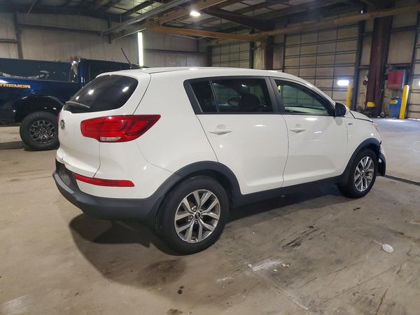 2015 KIA SPORTAGE GL - Middle-low