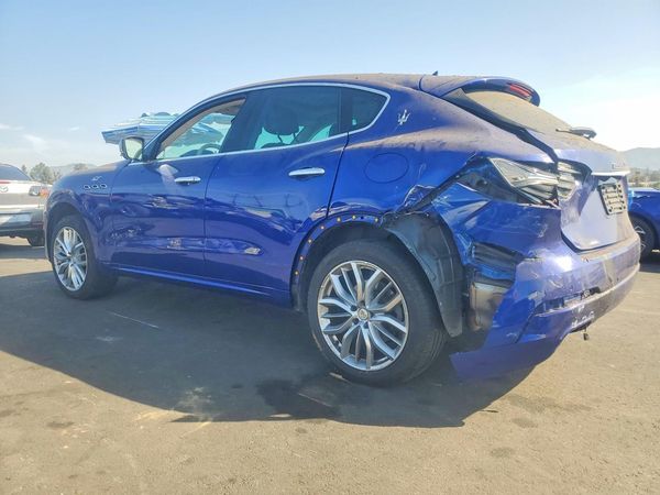 2022 MASERATI LEVANTE BASE/GT