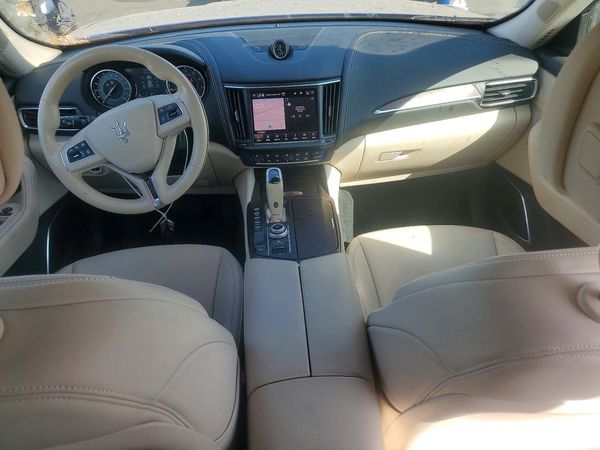 2022 MASERATI LEVANTE BASE/GT