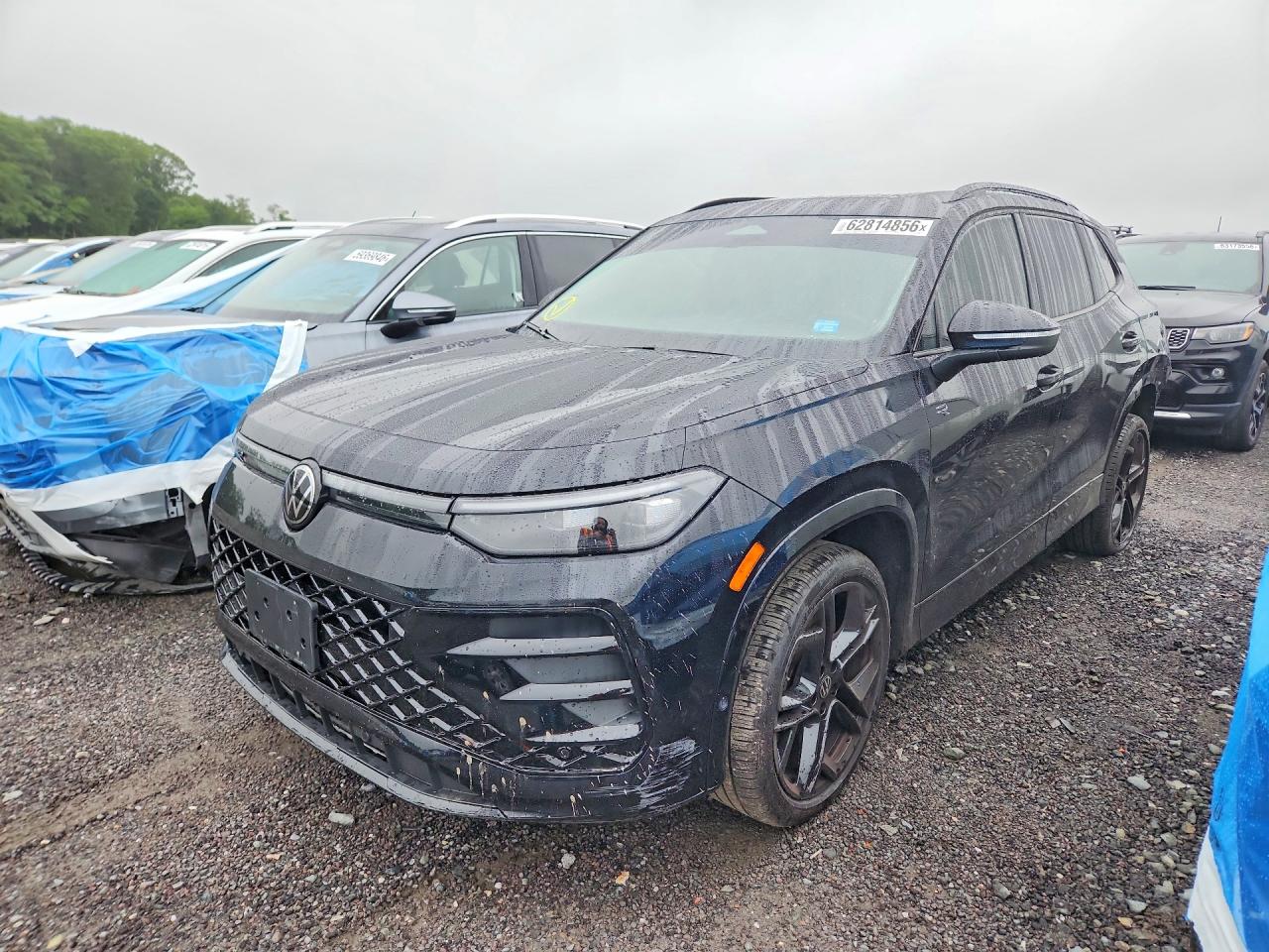 2025 VOLKSWAGEN TIGUAN 4 Motion SE R-Line Black
