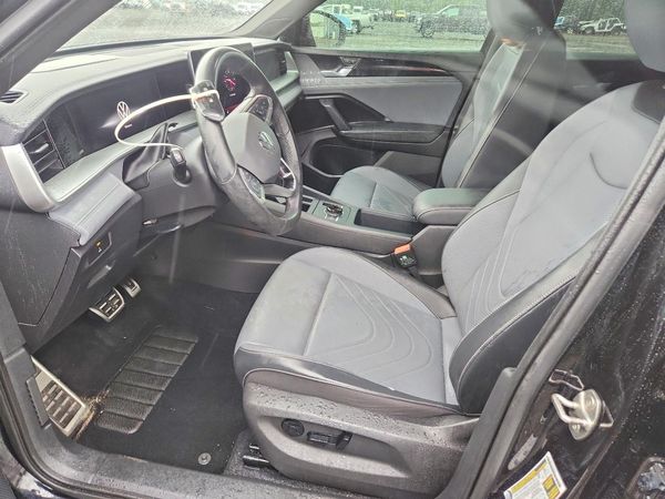 2025 VOLKSWAGEN TIGUAN 4 Motion SE R-Line Black