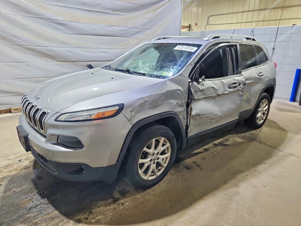 2015 JEEP CHEROKEE LATITUDE 4X4