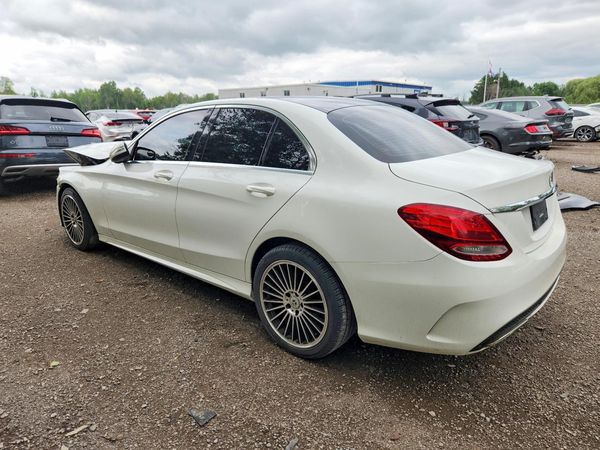 2015 MERCEDES-BENZ C 4-MATIC