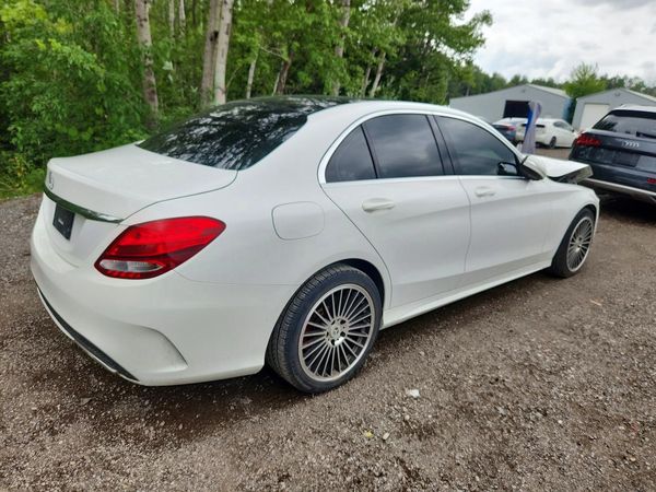 2015 MERCEDES-BENZ C 4-MATIC