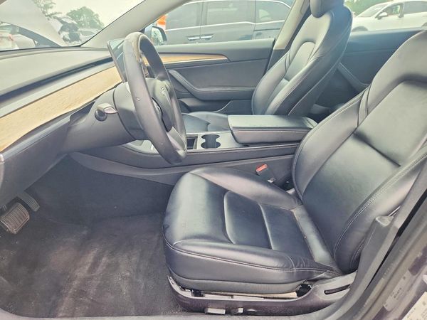2021 TESLA MODEL 3 — DENT