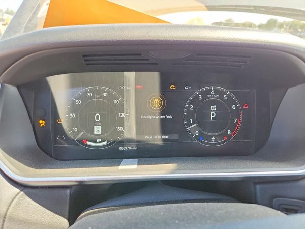 2018 LAND ROVER RANGE ROVER SPORT SE
