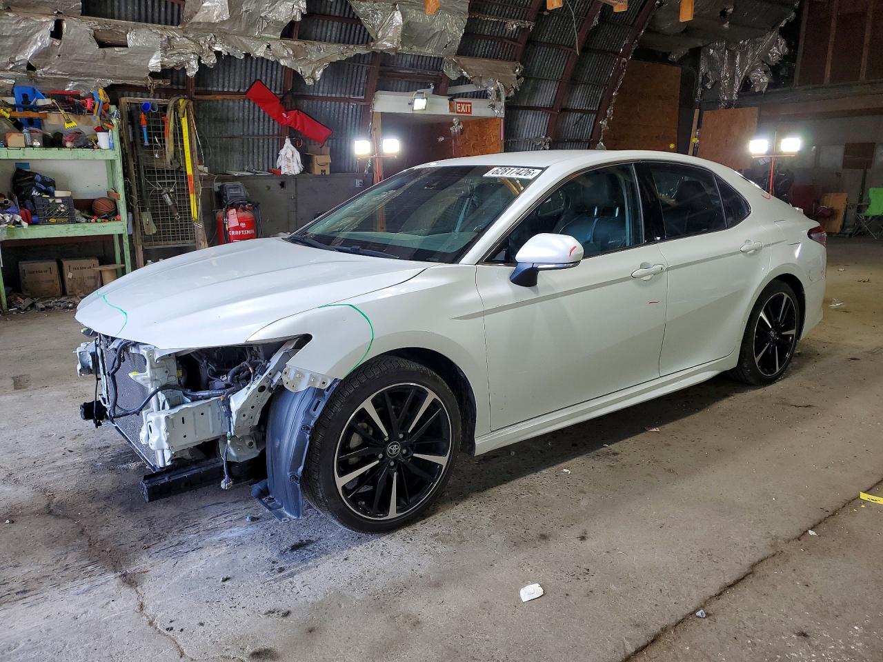 2018 TOYOTA CAMRY XSE — Front 3/4