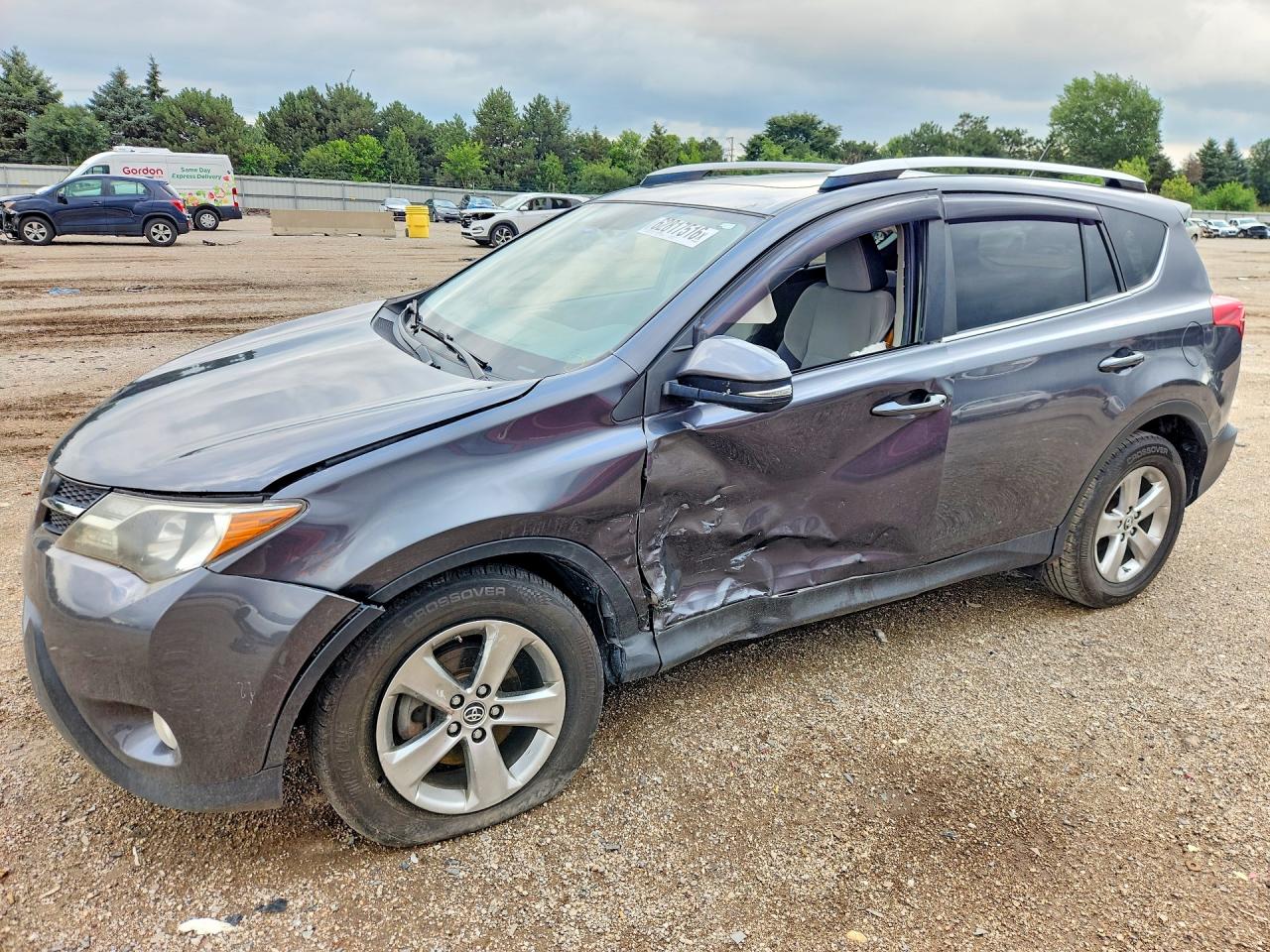 2015 TOYOTA RAV4 XLE (M Grade)