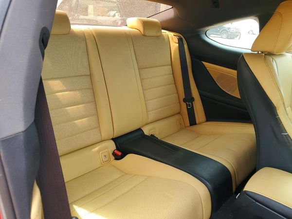2016 LEXUS RC 200t