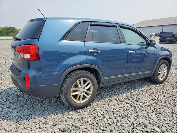 2014 KIA SORENTO Base/ LX