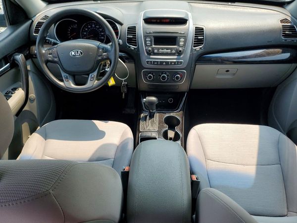 2014 KIA SORENTO Base/ LX