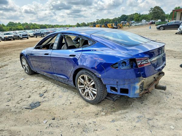 2020 TESLA MODEL S