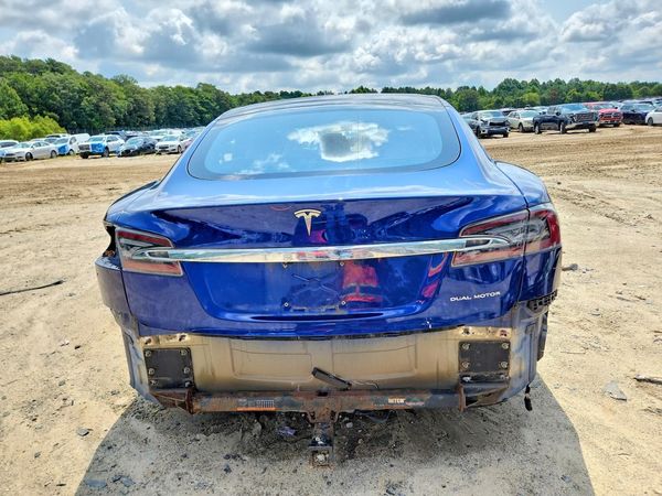 2020 TESLA MODEL S