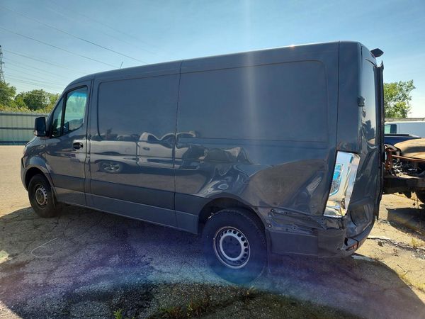 2021 MERCEDES-BENZ SPRINTER 907 (VS30)