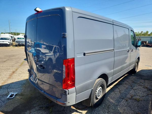 2021 MERCEDES-BENZ SPRINTER 907 (VS30)