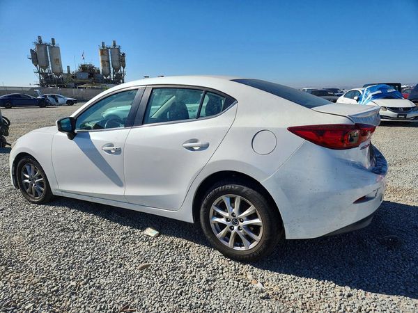 2015 MAZDA 3