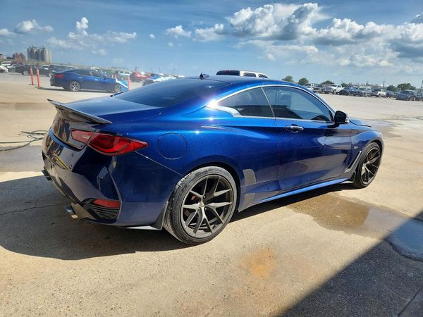 2018 INFINITI Q60
