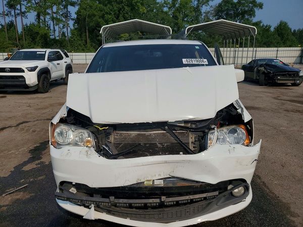 2017 DODGE GRAND CARAVAN SXT