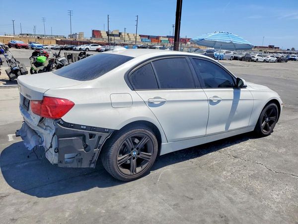 2015 BMW 328