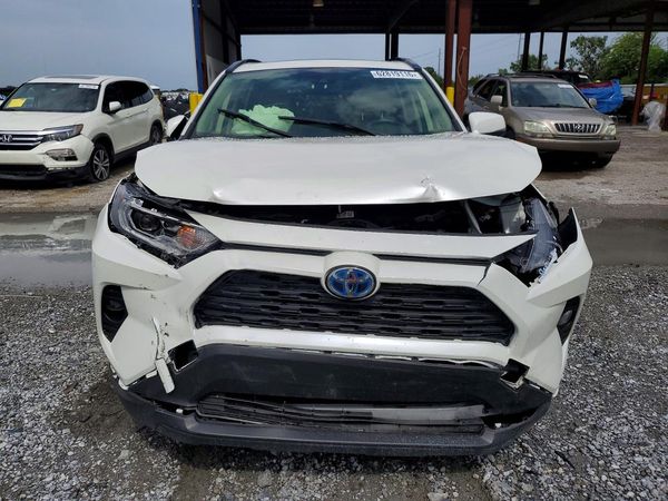 2021 TOYOTA RAV4 XLE Premium HV