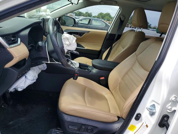 2021 TOYOTA RAV4 XLE Premium HV