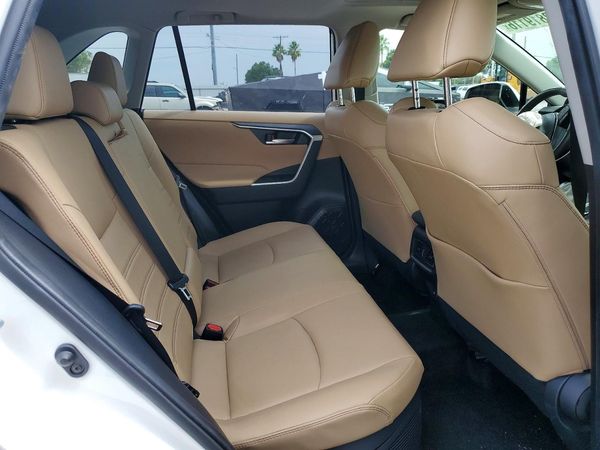2021 TOYOTA RAV4 XLE Premium HV