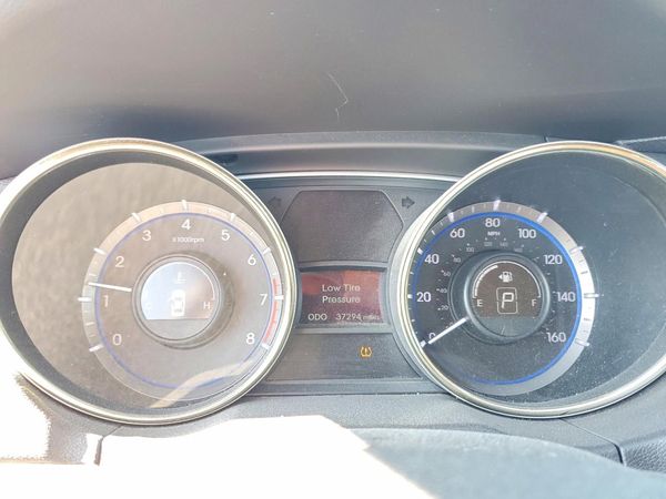 2013 HYUNDAI SONATA