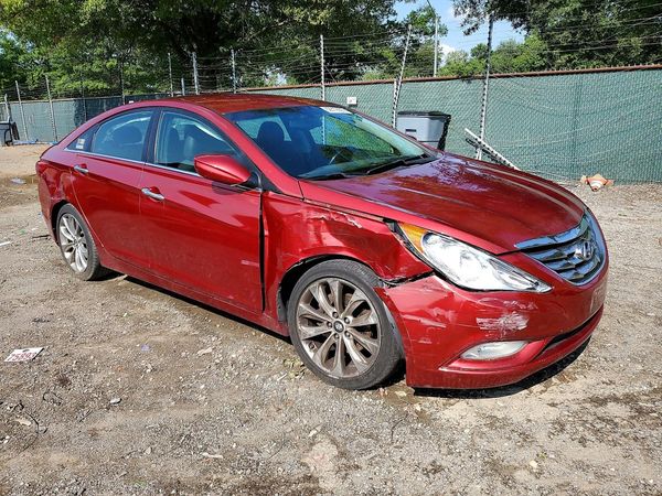 2012 HYUNDAI SONATA Middle level