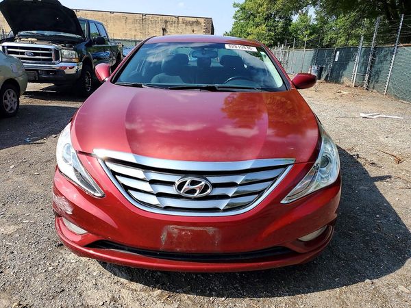 2012 HYUNDAI SONATA Middle level