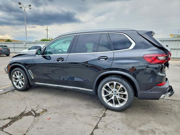 2022 BMW X5 xDrive40i