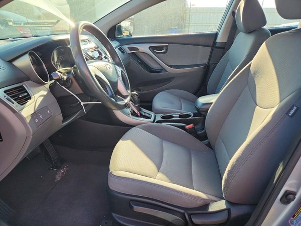 2015 HYUNDAI ELANTRA