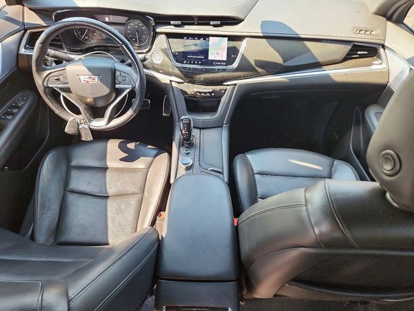 2020 CADILLAC XT6
