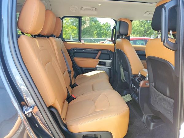2023 LAND ROVER DEFENDER